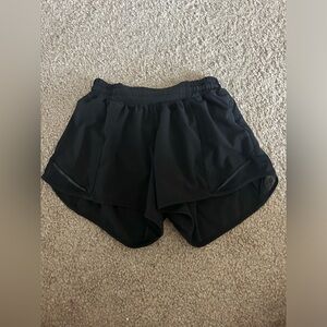 black lululemon hotty hots size 4